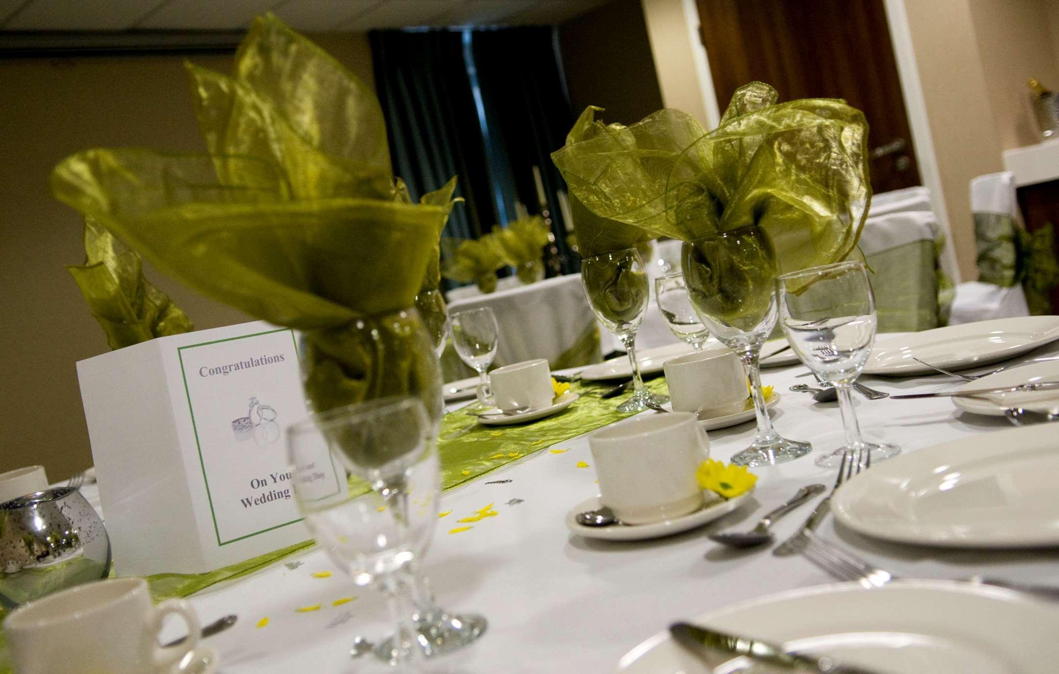 Hampton By Hilton Corby Hotel Restaurant foto