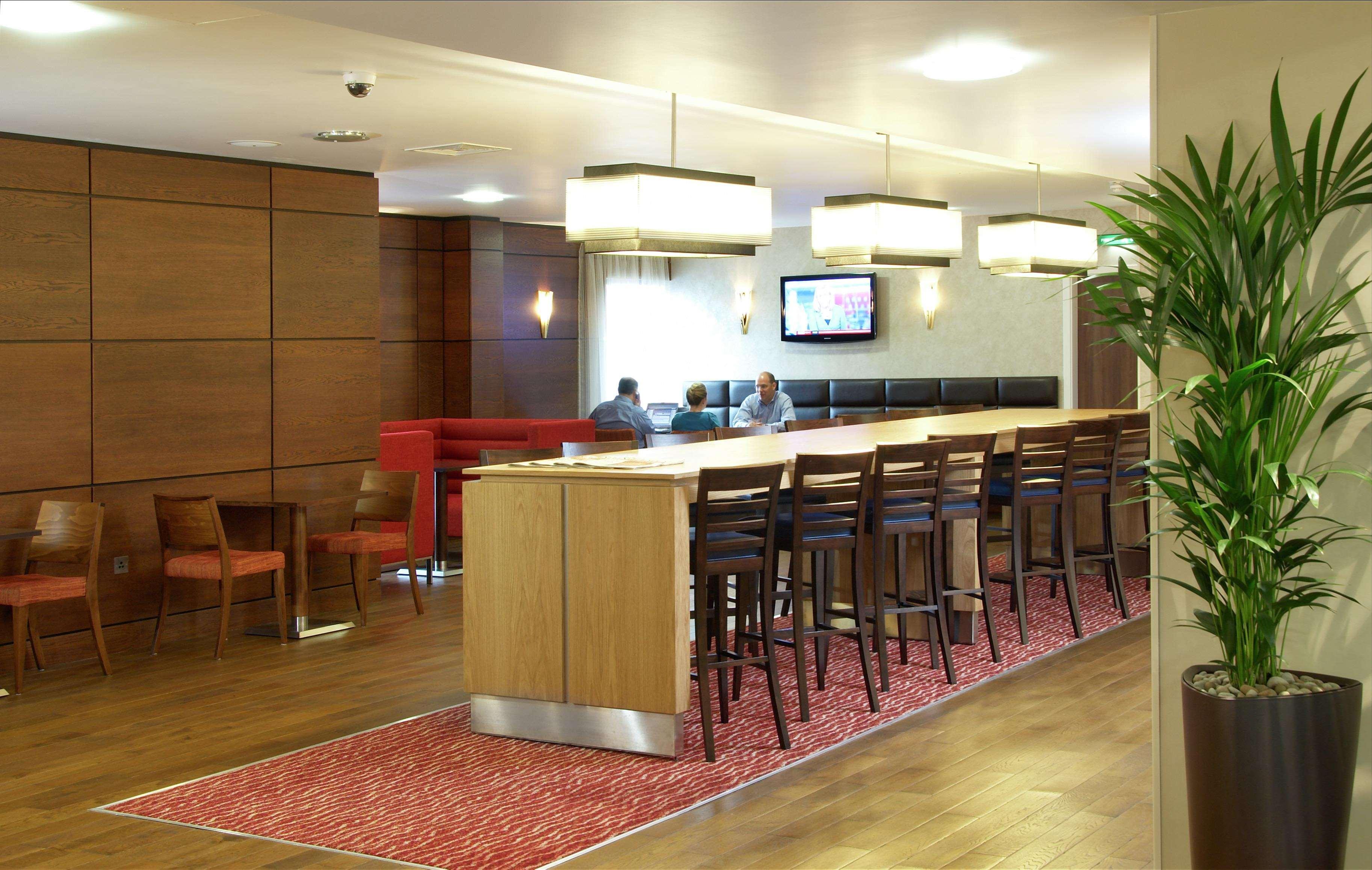 Hampton By Hilton Corby Hotel Exterior foto